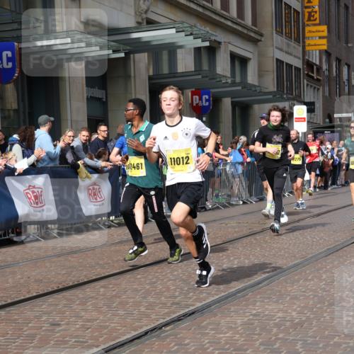 13.09.2026 - 21. swb-Marathon Bremen Strokosch-Dieckow http://msf.ph/oto/10305601 13.09.2026 10:53:12 Ziel 10141, 10222, 10227, 10448, 10478, 10479, 10626, 10757, 10780, 10821, 10838, 10845, 10886, 11168, 11242, 11379, 11446, 11502, 11590, 11800, 12040, 12056, 12119, 12275, 12308, 12341, 13597, 10284, 10304, 10448, 10585, 10714, 10863, 11012, 11238, 11282, 11386, 11575, 11766, 12019, 12170, 12369, 12398, 12461 meine-sportfotos.de