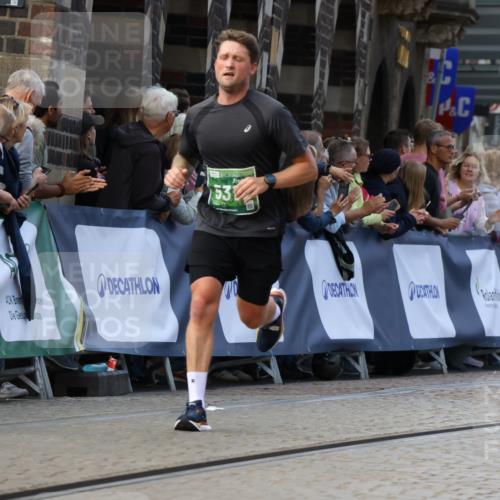 13.09.2026 - 21. swb-Marathon Bremen Strokosch-Dieckow http://msf.ph/oto/10305630 13.09.2026 12:59:33 Ziel 658, 1248, 1508, 1751, 1800, 1993, 2651, 3584, 3688, 4096, 4399, 6991, 8383, 9533, 126, 277, 466, 862, 1485, 1852, 4964, 5316, 5828, 6557 meine-sportfotos.de