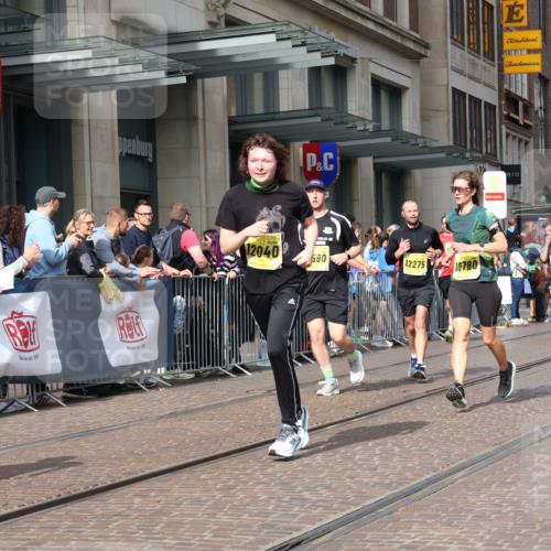13.09.2026 - 21. swb-Marathon Bremen Strokosch-Dieckow http://msf.ph/oto/10305644 13.09.2026 10:53:13 Ziel 10141, 10222, 10227, 10478, 10479, 10626, 10757, 10780, 10821, 10838, 10845, 10886, 10905, 11168, 11242, 11379, 11446, 11502, 11590, 11800, 12040, 12056, 12119, 12275, 12308, 12331, 12341, 13597, 10284, 10304, 10448, 10585, 10714, 10863, 11012, 11238, 11282, 11386, 11575, 11766, 12019, 12040, 12170, 12275, 12369, 12398, 12461 meine-sportfotos.de