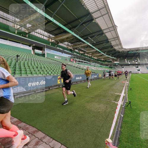 13.09.2026 - 21. swb-Marathon Bremen Michael Burmester http://msf.ph/oto/10305682 13.09.2026 12:56:47 Laufen im Stadion 307, 411, 431, 465, 655, 769, 776, 854, 857, 876, 913, 926, 948, 1010, 1058, 1130, 1254, 1537, 1601, 1645, 1750, 1809, 1900, 1972, 2001, 2040, 2051, 2075, 2122, 2260, 2319, 2324, 2402, 2473, 2493, 2535, 2604, 2634, 2640, 2671, 2761, 2812, 2904, 2948, 3051, 3057, 3078, 3119, 3192, 3202, 3290, 3348, 3411, 3450, 3458, 3508, 3514, 3634, 3685, 3690, 3760, 3813, 3866, 3939, 4101, 4135, 4137, 4171, 4316, 4319, 4413, 4455, 4479, 4733, 5277, 5430, 5530, 6106, 107, 2498 meine-sportfotos.de