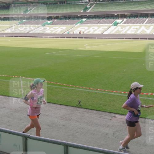 13.09.2026 - 21. swb-Marathon Bremen Michael Burmester http://msf.ph/oto/10305768 13.09.2026 13:37:17 Laufen im Stadion 144, 360, 410, 421, 444, 491, 590, 756, 799, 848, 971, 1015, 1132, 1135, 1279, 1432, 1620, 1734, 1762, 1887, 1934, 1951, 2060, 2078, 2227, 2639, 2688, 2772, 2842, 2892, 2933, 2939, 3161, 3169, 3178, 3299, 3303, 3408, 3427, 3463, 3498, 3499, 3570, 3573, 3588, 3640, 3646, 3731, 3779, 3839, 3919, 3985, 3992, 3993, 4084, 4145, 4210, 4252, 4314, 4416, 4464, 4538, 4801, 4845, 4939, 5034, 5145, 5166, 5182, 5210, 5332, 5461, 5536, 5679, 170 meine-sportfotos.de