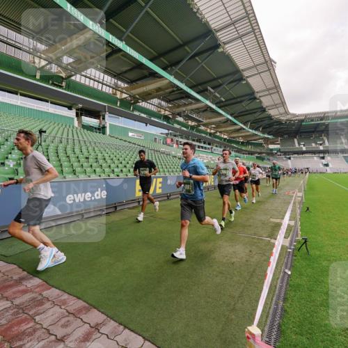 13.09.2026 - 21. swb-Marathon Bremen Michael Burmester http://msf.ph/oto/10305775 13.09.2026 12:57:04 Laufen im Stadion 307, 334, 411, 431, 465, 655, 769, 776, 854, 857, 876, 909, 926, 948, 1010, 1130, 1254, 1535, 1537, 1601, 1750, 1752, 1809, 1881, 1900, 1972, 2001, 2040, 2046, 2051, 2075, 2122, 2260, 2324, 2371, 2402, 2423, 2473, 2493, 2535, 2604, 2634, 2640, 2671, 2761, 2812, 2903, 2904, 2948, 3051, 3078, 3119, 3182, 3202, 3290, 3348, 3411, 3450, 3458, 3508, 3514, 3634, 3685, 3690, 3760, 3813, 3866, 3939, 4101, 4135, 4171, 4316, 4319, 4413, 4455, 4479, 4733, 5277, 5430 meine-sportfotos.de