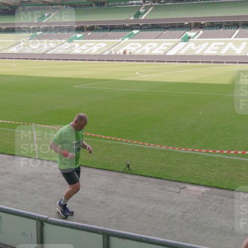 13.09.2026 - 21. swb-Marathon Bremen Michael Burmester http://msf.ph/oto/10305783 13.09.2026 13:37:18 Laufen im Stadion 144, 360, 410, 421, 444, 491, 590, 756, 799, 848, 971, 1015, 1132, 1135, 1279, 1620, 1734, 1762, 1887, 1934, 1951, 2060, 2078, 2227, 2639, 2688, 2772, 2842, 2892, 2933, 2939, 3161, 3169, 3178, 3299, 3303, 3408, 3427, 3463, 3498, 3499, 3570, 3573, 3588, 3640, 3646, 3731, 3779, 3839, 3919, 3985, 3992, 3993, 4084, 4145, 4210, 4252, 4314, 4416, 4464, 4538, 4801, 4845, 4939, 5034, 5145, 5166, 5182, 5210, 5332, 5461, 5536, 5679, 170 meine-sportfotos.de