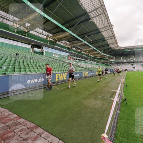 13.09.2026 - 21. swb-Marathon Bremen Michael Burmester http://msf.ph/oto/10305942 13.09.2026 12:57:27 Laufen im Stadion 141, 307, 334, 431, 511, 672, 769, 776, 789, 790, 857, 876, 909, 926, 948, 1010, 1119, 1130, 1191, 1199, 1254, 1535, 1601, 1647, 1752, 1809, 1881, 1900, 1933, 1972, 2001, 2040, 2046, 2051, 2075, 2324, 2371, 2397, 2402, 2423, 2473, 2493, 2535, 2634, 2640, 2671, 2761, 2812, 2903, 2904, 2948, 3051, 3078, 3119, 3138, 3148, 3182, 3186, 3202, 3290, 3319, 3338, 3348, 3411, 3450, 3458, 3514, 3534, 3634, 3655, 3685, 3690, 3695, 3760, 3813, 3866, 3933, 3939, 4101, 4171, 4316, 4319, 4455 meine-sportfotos.de