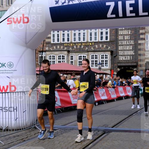 13.09.2026 - 21. swb-Marathon Bremen Tim E. http://msf.ph/oto/10305945 13.09.2026 10:49:44 Ziel 10294, 10739, 10835, 10846, 10910, 11092, 11191, 11621, 11635, 12376 meine-sportfotos.de
