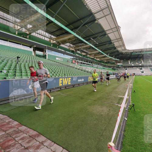 13.09.2026 - 21. swb-Marathon Bremen Michael Burmester http://msf.ph/oto/10305957 13.09.2026 12:57:28 Laufen im Stadion 141, 307, 334, 431, 511, 672, 769, 776, 789, 790, 857, 876, 909, 926, 948, 1010, 1119, 1130, 1191, 1199, 1254, 1535, 1601, 1647, 1752, 1809, 1881, 1900, 1933, 1972, 2001, 2040, 2046, 2051, 2075, 2324, 2371, 2397, 2402, 2423, 2473, 2493, 2535, 2634, 2640, 2671, 2761, 2812, 2903, 2904, 2948, 3051, 3078, 3119, 3138, 3148, 3182, 3186, 3202, 3290, 3319, 3338, 3348, 3411, 3450, 3458, 3514, 3534, 3634, 3655, 3685, 3690, 3695, 3760, 3813, 3866, 3933, 3939, 4101, 4171, 4316, 4319, 4455 meine-sportfotos.de