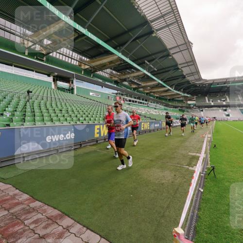 13.09.2026 - 21. swb-Marathon Bremen Michael Burmester http://msf.ph/oto/10306007 13.09.2026 12:57:39 Laufen im Stadion 141, 334, 431, 511, 672, 769, 776, 789, 790, 857, 876, 909, 948, 1010, 1119, 1130, 1191, 1199, 1254, 1281, 1535, 1601, 1642, 1647, 1752, 1809, 1881, 1900, 1931, 1933, 1972, 2001, 2040, 2046, 2051, 2075, 2324, 2343, 2371, 2397, 2402, 2423, 2425, 2473, 2493, 2634, 2640, 2671, 2761, 2812, 2903, 2904, 2948, 3051, 3078, 3138, 3148, 3182, 3186, 3202, 3319, 3338, 3348, 3450, 3458, 3514, 3534, 3560, 3634, 3655, 3685, 3690, 3695, 3760, 3813, 3866, 3933, 3939, 4101, 4316, 4319 meine-sportfotos.de
