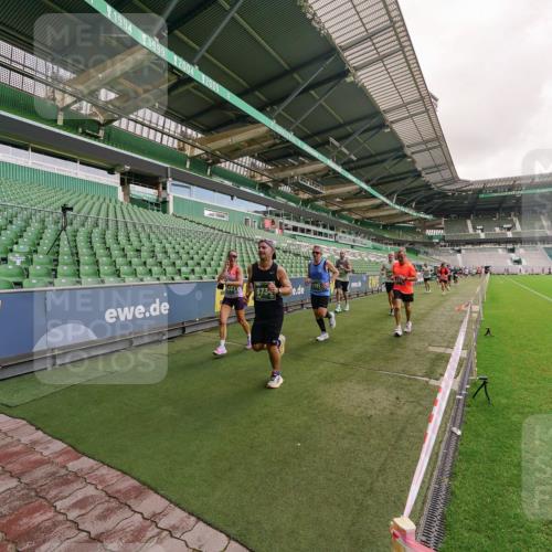 13.09.2026 - 21. swb-Marathon Bremen Michael Burmester http://msf.ph/oto/10306057 13.09.2026 12:57:50 Laufen im Stadion 141, 148, 334, 431, 511, 672, 769, 776, 789, 790, 857, 909, 1010, 1119, 1130, 1191, 1199, 1254, 1281, 1535, 1601, 1642, 1647, 1752, 1809, 1881, 1900, 1931, 1933, 1972, 2040, 2046, 2051, 2075, 2324, 2343, 2371, 2397, 2402, 2423, 2425, 2473, 2493, 2634, 2640, 2671, 2761, 2771, 2807, 2812, 2903, 2904, 3051, 3078, 3138, 3148, 3182, 3186, 3319, 3338, 3450, 3458, 3514, 3534, 3560, 3634, 3655, 3685, 3690, 3695, 3760, 3813, 3866, 3933, 3939, 4101, 4316, 4319 meine-sportfotos.de