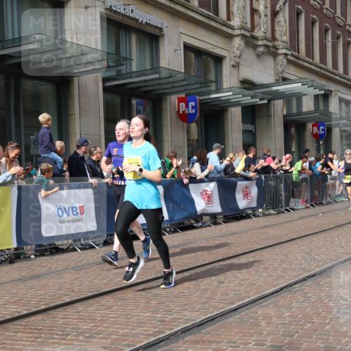 13.09.2026 - 21. swb-Marathon Bremen Strokosch-Dieckow http://msf.ph/oto/10306062 13.09.2026 10:53:25 Ziel 10141, 10174, 10222, 10227, 10255, 10478, 10479, 10626, 10684, 10685, 10708, 10838, 10845, 10905, 11242, 11446, 11489, 11502, 11596, 11800, 11950, 12119, 12331, 12341, 12405, 12492, 12515, 13597, 10284, 10448, 10585, 10757, 10780, 10821, 10886, 11012, 11168, 11379, 11590, 12040, 12056, 12170, 12275, 12308, 12398, 12461 meine-sportfotos.de