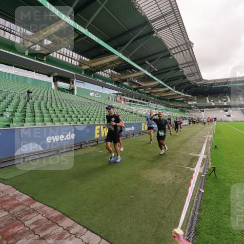 13.09.2026 - 21. swb-Marathon Bremen Michael Burmester http://msf.ph/oto/10306093 13.09.2026 12:57:57 Laufen im Stadion 141, 148, 334, 431, 511, 672, 769, 776, 789, 790, 857, 909, 1010, 1119, 1130, 1191, 1199, 1254, 1281, 1535, 1601, 1642, 1647, 1752, 1809, 1881, 1900, 1931, 1933, 2046, 2051, 2075, 2324, 2343, 2371, 2397, 2402, 2423, 2425, 2473, 2493, 2634, 2640, 2671, 2761, 2771, 2807, 2903, 2904, 3051, 3078, 3120, 3138, 3148, 3182, 3186, 3319, 3338, 3435, 3450, 3458, 3514, 3534, 3560, 3634, 3655, 3685, 3690, 3695, 3760, 3813, 3866, 3933, 3939, 4101, 4316, 4319, 205 meine-sportfotos.de