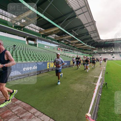 13.09.2026 - 21. swb-Marathon Bremen Michael Burmester http://msf.ph/oto/10306179 13.09.2026 12:58:13 Laufen im Stadion 141, 148, 334, 511, 672, 769, 776, 789, 790, 857, 909, 1010, 1119, 1191, 1199, 1254, 1281, 1535, 1601, 1642, 1647, 1752, 1809, 1881, 1900, 1931, 1933, 2046, 2051, 2075, 2324, 2343, 2367, 2371, 2397, 2402, 2423, 2425, 2493, 2577, 2640, 2671, 2771, 2807, 2885, 2903, 2904, 3021, 3051, 3078, 3098, 3120, 3138, 3148, 3182, 3186, 3319, 3338, 3435, 3450, 3458, 3514, 3534, 3560, 3634, 3655, 3685, 3690, 3695, 3760, 3813, 3866, 3933, 3939, 4101, 4316, 4319, 205 meine-sportfotos.de