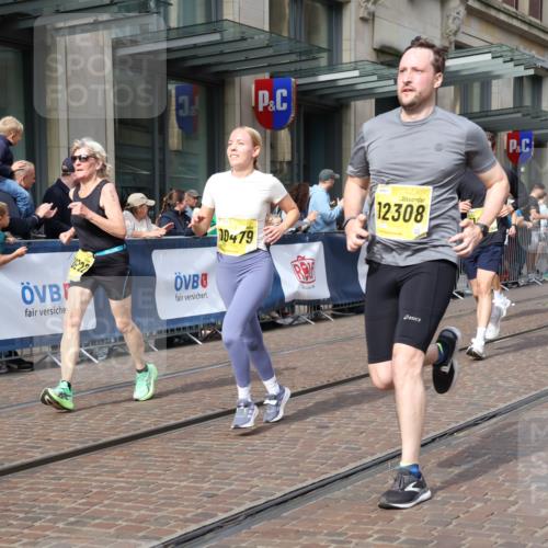 13.09.2026 - 21. swb-Marathon Bremen Strokosch-Dieckow http://msf.ph/oto/10306197 13.09.2026 10:53:29 Ziel 10141, 10174, 10222, 10227, 10255, 10478, 10579, 10684, 10685, 10708, 10838, 10845, 10905, 11206, 11242, 11446, 11489, 11502, 11596, 11800, 11950, 12075, 12119, 12244, 12331, 12341, 12356, 12405, 12435, 12492, 12515, 13597, 10448, 10479, 10585, 10626, 10757, 10780, 10821, 10886, 11012, 11168, 11379, 11590, 11800, 12040, 12056, 12170, 12275, 12308, 12461 meine-sportfotos.de
