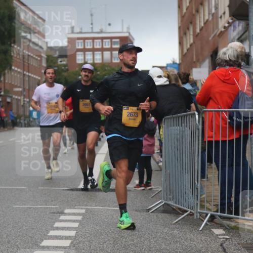13.09.2026 - Kiel Lauf Markus Tischler http://msf.ph/oto/10306233 13.09.2026 10:27:25 Fleethörn 3951, 10163, 139, 2673 meine-sportfotos.de