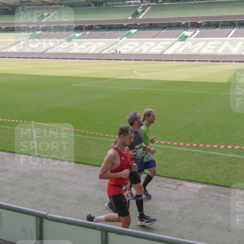 13.09.2026 - 21. swb-Marathon Bremen Michael Burmester http://msf.ph/oto/10306241 13.09.2026 13:37:51 Laufen im Stadion 144, 284, 360, 398, 410, 421, 444, 590, 756, 799, 848, 971, 983, 1132, 1135, 1279, 1620, 1734, 1762, 1951, 2060, 2078, 2119, 2227, 2376, 2639, 2642, 2687, 2772, 2842, 2892, 2925, 2926, 2939, 3299, 3303, 3383, 3384, 3408, 3427, 3499, 3570, 3646, 3731, 3779, 3919, 3992, 3993, 4084, 4147, 4148, 4210, 4252, 4314, 4416, 4538, 4767, 4770, 4801, 4845, 4863, 4939, 5138, 5145, 5166, 5182, 5210, 5453, 5536, 5666, 5679, 5708, 5711, 6192, 6309, 170 meine-sportfotos.de