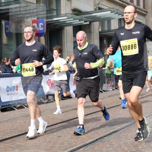 13.09.2026 - 21. swb-Marathon Bremen Strokosch-Dieckow http://msf.ph/oto/10306255 13.09.2026 10:53:30 Ziel 10141, 10174, 10222, 10227, 10255, 10478, 10579, 10684, 10685, 10708, 10838, 10845, 10905, 10947, 11206, 11242, 11446, 11489, 11502, 11596, 11950, 12075, 12119, 12244, 12331, 12341, 12356, 12405, 12435, 12492, 12515, 13597, 10222, 10448, 10479, 10585, 10626, 10757, 10780, 10821, 10886, 11012, 11168, 11242, 11379, 11590, 11800, 12040, 12056, 12170, 12275, 12308, 12461 meine-sportfotos.de