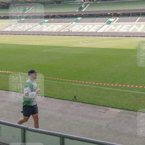 13.09.2026 - 21. swb-Marathon Bremen Michael Burmester http://msf.ph/oto/10306282 13.09.2026 13:37:55 Laufen im Stadion 144, 284, 360, 398, 410, 421, 444, 590, 756, 799, 848, 971, 983, 1132, 1135, 1279, 1620, 1734, 1762, 1951, 2060, 2078, 2119, 2227, 2376, 2639, 2642, 2687, 2772, 2842, 2892, 2925, 2926, 2939, 3299, 3303, 3383, 3384, 3408, 3427, 3499, 3646, 3731, 3779, 3919, 3992, 3993, 4084, 4147, 4148, 4210, 4252, 4314, 4346, 4416, 4538, 4767, 4770, 4801, 4845, 4863, 4939, 5138, 5145, 5166, 5182, 5210, 5453, 5536, 5666, 5679, 5708, 5711, 6192, 6309, 170 meine-sportfotos.de