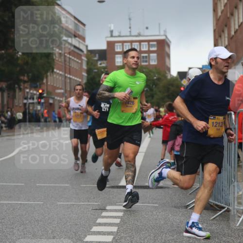 13.09.2026 - Kiel Lauf Markus Tischler http://msf.ph/oto/10306297 13.09.2026 10:27:35 Fleethörn 5213, 7426, 12334, 4, 38, 1212 meine-sportfotos.de