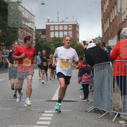 13.09.2026 - Kiel Lauf Markus Tischler http://msf.ph/oto/10306368 13.09.2026 10:27:46 Fleethörn 8072, 22222, 296, 39, 10358 meine-sportfotos.de