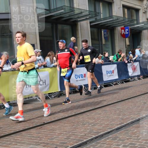 13.09.2026 - 21. swb-Marathon Bremen Strokosch-Dieckow http://msf.ph/oto/10306474 13.09.2026 10:53:35 Ziel 10141, 10174, 10227, 10255, 10478, 10579, 10684, 10685, 10708, 10822, 10838, 10905, 10947, 11010, 11206, 11489, 11502, 11596, 11950, 12075, 12244, 12331, 12341, 12356, 12405, 12435, 12492, 12515, 13531, 13597, 10222, 10448, 10479, 10626, 10757, 10780, 10821, 10845, 10886, 11168, 11242, 11379, 11446, 11502, 11590, 11800, 12040, 12056, 12119, 12275, 12308, 12461 meine-sportfotos.de