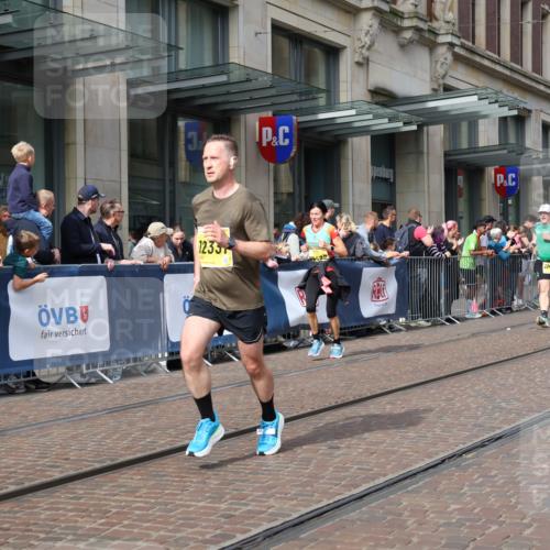 13.09.2026 - 21. swb-Marathon Bremen Strokosch-Dieckow http://msf.ph/oto/10306683 13.09.2026 10:53:41 Ziel 10255, 10579, 10684, 10685, 10708, 10822, 10947, 11010, 11206, 11290, 11329, 11489, 11596, 11765, 11998, 12075, 12244, 12356, 12405, 12435, 12492, 12515, 13531, 10141, 10174, 10222, 10227, 10478, 10479, 10626, 10757, 10780, 10821, 10838, 10845, 10886, 10905, 11168, 11242, 11379, 11446, 11502, 11590, 11800, 11950, 12056, 12119, 12308, 12331, 12341, 13597 meine-sportfotos.de