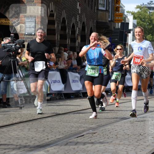 13.09.2026 - 21. swb-Marathon Bremen Strokosch-Dieckow http://msf.ph/oto/10306723 13.09.2026 13:30:18 Ziel 109, 454, 1173, 1205, 1308, 1611, 1653, 1759, 1780, 1848, 1861, 2126, 3190, 3320, 3618, 3667, 3908, 4115, 4524, 4575, 5039, 5198, 5348, 5631, 6127, 6225, 6720, 6942, 6992, 6994, 7093, 7609, 7932, 8110, 8115, 8267, 8470, 8612, 8771, 8899, 9049, 9104, 9125, 625, 1067, 2265, 2900, 3163, 3164, 3425, 4058, 4415, 4425, 4748, 5506, 6988, 7821, 8090, 8105, 8116, 8117, 8169, 8314, 8494, 8762, 8878, 8966, 9011, 9108, 9412, 9695 meine-sportfotos.de