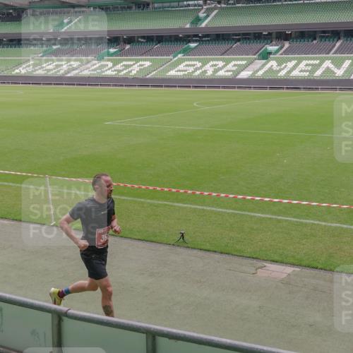 13.09.2026 - 21. swb-Marathon Bremen Michael Burmester http://msf.ph/oto/10306738 13.09.2026 12:28:12 Laufen im Stadion 103, 238, 358, 420, 553, 574, 649, 719, 959, 1161, 1253, 1256, 1352, 1391, 1428, 1525, 1724, 1783, 1917, 2032, 3662, 4264, 149, 289, 798, 814, 968, 1313, 1483, 1490, 1544 meine-sportfotos.de