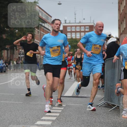13.09.2026 - Kiel Lauf Markus Tischler http://msf.ph/oto/10306745 13.09.2026 10:28:48 Fleethörn 38, 1454, 39, 9669, 314 meine-sportfotos.de