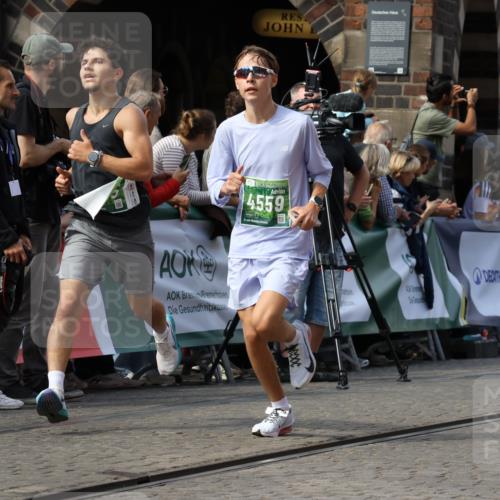 13.09.2026 - 21. swb-Marathon Bremen Strokosch-Dieckow http://msf.ph/oto/10306770 13.09.2026 13:24:16 Ziel 102, 342, 2210, 2288, 2370, 2517, 2967, 3044, 4601, 4671, 5011, 5104, 5116, 5146, 5231, 5397, 5623, 6332, 6648, 6772, 7094, 7105, 7216, 7357, 7475, 7761, 8051, 8052, 8179, 10059, 10115, 13007, 13197, 13219, 1250, 2295, 3994, 4000, 4559, 5572, 5668, 5669, 5929, 5953, 6080, 7156, 7568, 8310, 8415, 8784, 9264, 9573, 9676 meine-sportfotos.de