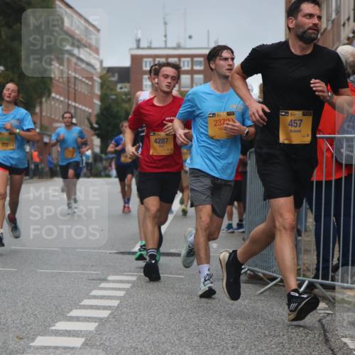 13.09.2026 - Kiel Lauf Markus Tischler http://msf.ph/oto/10306838 13.09.2026 10:29:05 Fleethörn 4287, 1, 39, 2379, 457 meine-sportfotos.de