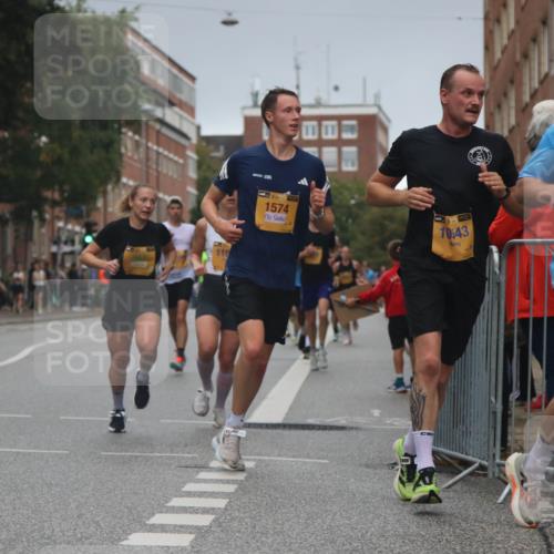 13.09.2026 - Kiel Lauf Markus Tischler http://msf.ph/oto/10306892 13.09.2026 10:29:25 Fleethörn 110, 1, 39, 1574, 10, 43, 38, 3298 meine-sportfotos.de