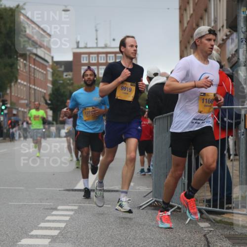 13.09.2026 - Kiel Lauf Markus Tischler http://msf.ph/oto/10306925 13.09.2026 10:29:29 Fleethörn 125, 39, 9919, 1, 387, 1166, 20 meine-sportfotos.de