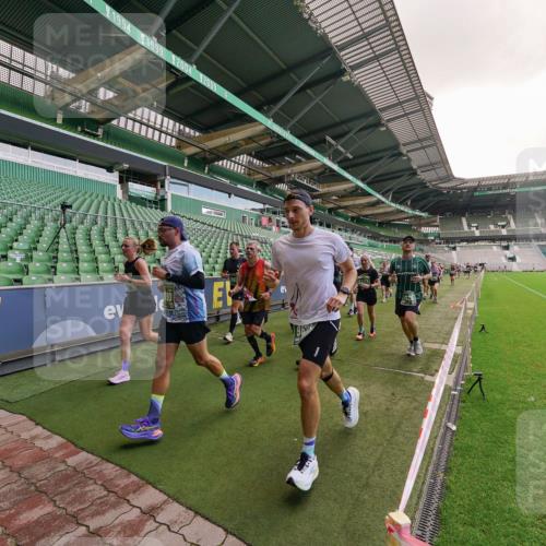 13.09.2026 - 21. swb-Marathon Bremen Michael Burmester http://msf.ph/oto/10306957 13.09.2026 13:00:23 Laufen im Stadion 135, 191, 226, 232, 242, 260, 318, 342, 440, 651, 687, 745, 972, 1080, 1166, 1209, 1368, 1493, 1494, 1516, 1650, 1861, 1935, 1963, 2088, 2210, 2289, 2293, 2306, 2322, 2370, 2409, 2427, 2481, 2485, 2490, 2517, 2560, 2561, 2570, 2627, 2658, 2686, 2700, 2708, 2781, 2806, 2827, 2885, 2899, 2906, 2914, 2953, 2961, 2967, 2979, 3015, 3076, 3098, 3105, 3124, 3145, 3168, 3173, 3190, 3233, 3273, 3354, 3385, 3480, 3516, 3524, 3531, 3642, 3652, 3729, 3774, 3855, 3856, 3861, 3930, 3934 meine-sportfotos.de