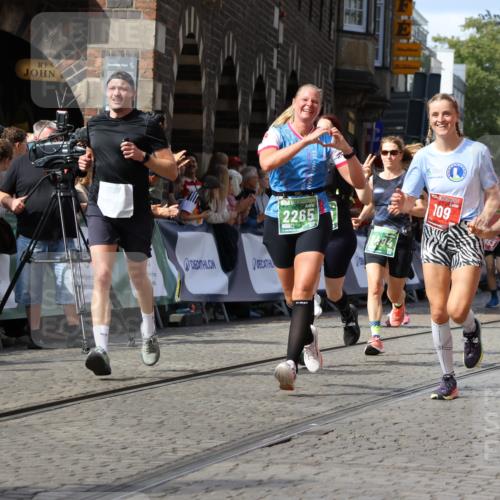 13.09.2026 - 21. swb-Marathon Bremen Strokosch-Dieckow http://msf.ph/oto/10306992 13.09.2026 13:30:19 Ziel 109, 454, 1173, 1205, 1308, 1611, 1653, 1759, 1780, 1848, 1861, 2126, 3190, 3320, 3667, 3908, 4524, 4575, 5039, 5198, 5348, 5631, 6225, 6720, 6942, 6992, 6994, 7093, 7609, 7932, 8110, 8115, 8267, 8470, 8899, 9049, 9104, 9125, 625, 1067, 2265, 2900, 3163, 3164, 3425, 4058, 4332, 4415, 4425, 4748, 5506, 5551, 6347, 6988, 7253, 7567, 7821, 8090, 8105, 8116, 8117, 8169, 8314, 8494, 8762, 8878, 8966, 9011, 9108, 9412, 9695 meine-sportfotos.de
