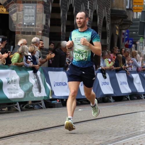 13.09.2026 - 21. swb-Marathon Bremen Strokosch-Dieckow http://msf.ph/oto/10307088 13.09.2026 13:00:48 Ziel 1136, 1550, 1754, 2141, 2683, 4904, 5776, 7015, 6359, 8749, 9849 meine-sportfotos.de