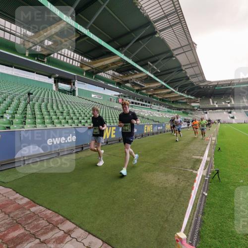 13.09.2026 - 21. swb-Marathon Bremen Michael Burmester http://msf.ph/oto/10307099 13.09.2026 13:00:43 Laufen im Stadion 135, 232, 242, 260, 282, 318, 342, 440, 651, 687, 745, 1080, 1166, 1209, 1368, 1448, 1493, 1494, 1582, 1650, 1861, 1896, 1935, 1963, 2088, 2289, 2293, 2306, 2322, 2370, 2409, 2427, 2481, 2485, 2490, 2491, 2517, 2560, 2561, 2570, 2627, 2658, 2686, 2700, 2708, 2781, 2806, 2899, 2906, 2914, 2953, 2961, 2967, 3015, 3076, 3105, 3124, 3145, 3168, 3173, 3190, 3273, 3354, 3372, 3374, 3375, 3385, 3480, 3524, 3526, 3531, 3642, 3652, 3729, 3774, 3855, 3856, 3861, 3930 meine-sportfotos.de