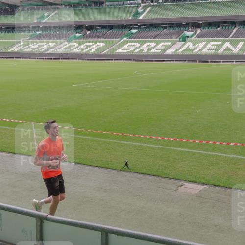 13.09.2026 - 21. swb-Marathon Bremen Michael Burmester http://msf.ph/oto/10307112 13.09.2026 12:32:15 Laufen im Stadion 417, 482, 573, 668, 943, 1020, 1126, 1357, 1507, 1606, 1629, 1639, 2100, 4474, 6507, 8044, 8285, 314, 358, 520, 547, 553, 574, 649, 719, 858, 934, 959, 1161, 1253, 1256, 1391, 1428, 1525, 1724, 1783, 1917, 3662, 4264 meine-sportfotos.de