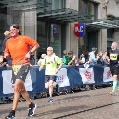 13.09.2026 - 21. swb-Marathon Bremen Strokosch-Dieckow http://msf.ph/oto/10307145 13.09.2026 10:53:49 Ziel 10359, 10579, 10708, 10822, 10947, 10996, 11010, 11118, 11206, 11290, 11329, 11361, 11476, 11765, 11843, 11989, 11998, 12075, 12244, 12356, 12435, 13531, 10141, 10174, 10222, 10227, 10255, 10478, 10479, 10626, 10684, 10685, 10708, 10838, 10845, 10905, 11242, 11446, 11489, 11502, 11596, 11800, 11950, 12119, 12331, 12341, 12405, 12492, 12515, 13597 meine-sportfotos.de