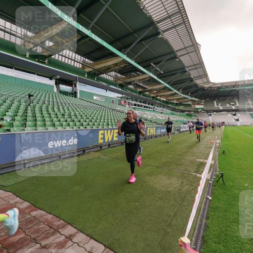 13.09.2026 - 21. swb-Marathon Bremen Michael Burmester http://msf.ph/oto/10307165 13.09.2026 13:00:52 Laufen im Stadion 135, 242, 260, 282, 318, 342, 440, 651, 687, 745, 930, 1067, 1080, 1209, 1368, 1448, 1493, 1494, 1582, 1650, 1861, 1896, 1935, 1963, 2033, 2088, 2289, 2293, 2306, 2322, 2370, 2409, 2427, 2481, 2485, 2490, 2491, 2517, 2560, 2561, 2570, 2627, 2658, 2686, 2700, 2708, 2781, 2806, 2906, 2914, 2953, 2961, 2967, 3076, 3105, 3145, 3168, 3173, 3273, 3354, 3372, 3374, 3375, 3385, 3480, 3524, 3526, 3642, 3729, 3774, 3855, 3856, 3861, 3930 meine-sportfotos.de