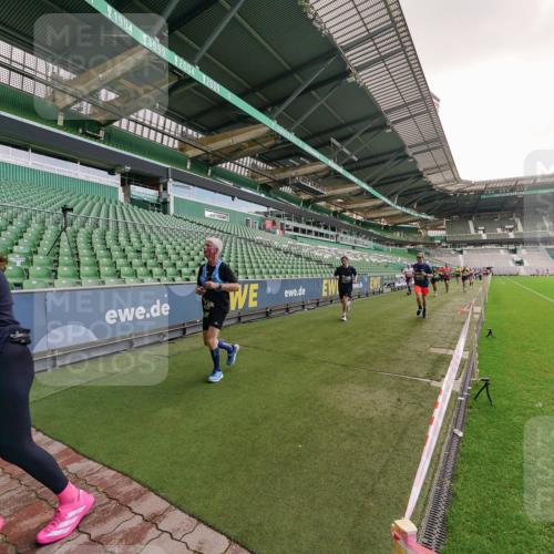 13.09.2026 - 21. swb-Marathon Bremen Michael Burmester http://msf.ph/oto/10307171 13.09.2026 13:00:53 Laufen im Stadion 135, 242, 260, 282, 318, 342, 440, 651, 687, 745, 930, 1067, 1080, 1209, 1368, 1448, 1493, 1494, 1582, 1650, 1861, 1896, 1935, 1963, 2033, 2088, 2289, 2293, 2306, 2322, 2370, 2409, 2427, 2481, 2485, 2490, 2491, 2517, 2560, 2561, 2570, 2627, 2658, 2686, 2700, 2708, 2781, 2806, 2906, 2914, 2961, 2967, 3076, 3105, 3145, 3168, 3173, 3273, 3354, 3372, 3374, 3375, 3385, 3480, 3524, 3526, 3642, 3729, 3774, 3855, 3856, 3861, 3930 meine-sportfotos.de