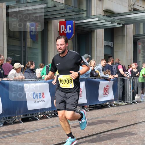 13.09.2026 - 21. swb-Marathon Bremen Strokosch-Dieckow http://msf.ph/oto/10307197 13.09.2026 10:53:50 Ziel 10359, 10577, 10579, 10749, 10822, 10947, 10996, 11010, 11099, 11118, 11206, 11290, 11329, 11361, 11476, 11765, 11843, 11989, 11998, 12075, 12244, 12356, 12435, 13531, 10141, 10174, 10222, 10227, 10255, 10478, 10479, 10626, 10684, 10685, 10708, 10838, 10845, 10905, 11242, 11446, 11489, 11502, 11596, 11800, 11950, 12119, 12331, 12341, 12405, 12492, 12515, 13597 meine-sportfotos.de