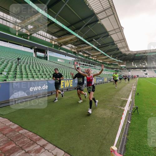 13.09.2026 - 21. swb-Marathon Bremen Michael Burmester http://msf.ph/oto/10307206 13.09.2026 13:01:01 Laufen im Stadion 135, 242, 260, 282, 318, 342, 440, 531, 651, 687, 930, 1006, 1067, 1209, 1368, 1436, 1448, 1493, 1494, 1582, 1650, 1861, 1896, 1935, 1963, 2033, 2047, 2062, 2088, 2293, 2306, 2322, 2370, 2409, 2427, 2481, 2485, 2490, 2491, 2517, 2560, 2561, 2570, 2627, 2638, 2658, 2686, 2700, 2708, 2781, 2906, 2914, 2967, 3076, 3105, 3145, 3168, 3173, 3273, 3354, 3372, 3374, 3375, 3385, 3480, 3524, 3526, 3642, 3667, 3729, 3774, 3806, 3855, 3856, 3861, 3930 meine-sportfotos.de