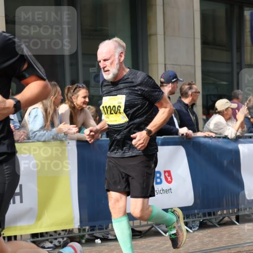 13.09.2026 - 21. swb-Marathon Bremen Strokosch-Dieckow http://msf.ph/oto/10307207 13.09.2026 10:53:51 Ziel 10359, 10577, 10579, 10749, 10822, 10947, 10996, 11010, 11099, 11118, 11206, 11290, 11329, 11361, 11476, 11765, 11843, 11989, 11998, 12075, 12244, 12356, 12435, 13531, 10141, 10174, 10222, 10227, 10255, 10478, 10479, 10579, 10626, 10684, 10685, 10708, 10838, 10845, 10905, 11206, 11242, 11446, 11489, 11502, 11596, 11800, 11950, 12119, 12244, 12331, 12341, 12405, 12492, 12515, 13597 meine-sportfotos.de