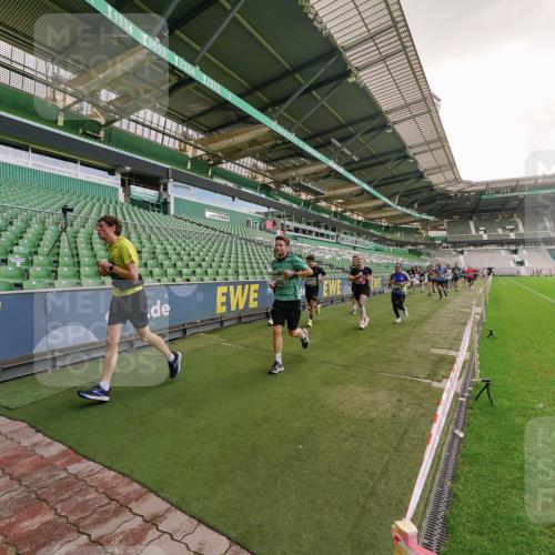 13.09.2026 - 21. swb-Marathon Bremen Michael Burmester http://msf.ph/oto/10307228 13.09.2026 13:01:06 Laufen im Stadion 135, 242, 260, 282, 318, 342, 440, 531, 651, 687, 930, 946, 1006, 1067, 1209, 1368, 1436, 1448, 1493, 1494, 1582, 1650, 1861, 1896, 1935, 1963, 2033, 2047, 2062, 2088, 2293, 2306, 2322, 2370, 2409, 2427, 2481, 2485, 2490, 2491, 2517, 2560, 2561, 2627, 2638, 2658, 2686, 2700, 2708, 2781, 2906, 2914, 2967, 3076, 3105, 3145, 3168, 3173, 3273, 3354, 3372, 3374, 3375, 3385, 3480, 3524, 3526, 3642, 3667, 3729, 3774, 3806, 3855, 3856, 3861, 3930 meine-sportfotos.de
