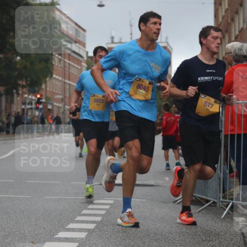 13.09.2026 - Kiel Lauf Markus Tischler http://msf.ph/oto/10307257 13.09.2026 10:30:19 Fleethörn 3923, 38, 6045, 39, 577 meine-sportfotos.de