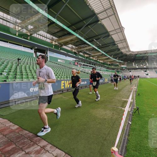 13.09.2026 - 21. swb-Marathon Bremen Michael Burmester http://msf.ph/oto/10307338 13.09.2026 13:01:27 Laufen im Stadion 135, 150, 242, 282, 318, 440, 531, 651, 687, 722, 930, 946, 1006, 1067, 1163, 1368, 1436, 1448, 1582, 1650, 1861, 1896, 1935, 1963, 2033, 2047, 2062, 2292, 2293, 2306, 2322, 2345, 2370, 2409, 2427, 2485, 2490, 2491, 2560, 2561, 2627, 2638, 2658, 2666, 2686, 2700, 2708, 2781, 2906, 2967, 2987, 3013, 3044, 3076, 3105, 3145, 3163, 3164, 3168, 3173, 3187, 3248, 3294, 3334, 3354, 3372, 3374, 3375, 3385, 3392, 3480, 3524, 3526, 3527, 3642, 3667, 3729, 3774, 3806, 3855, 3856 meine-sportfotos.de