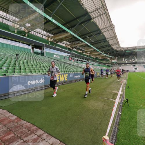13.09.2026 - 21. swb-Marathon Bremen Michael Burmester http://msf.ph/oto/10307356 13.09.2026 13:01:32 Laufen im Stadion 135, 150, 242, 282, 318, 440, 531, 651, 687, 722, 930, 946, 1006, 1067, 1163, 1250, 1368, 1436, 1448, 1582, 1650, 1861, 1896, 1935, 1963, 2033, 2047, 2062, 2292, 2293, 2306, 2322, 2345, 2370, 2378, 2409, 2427, 2485, 2490, 2491, 2560, 2561, 2627, 2638, 2658, 2666, 2700, 2708, 2781, 2906, 2967, 2987, 3013, 3044, 3076, 3105, 3145, 3163, 3164, 3168, 3173, 3187, 3248, 3294, 3334, 3354, 3372, 3374, 3375, 3385, 3392, 3480, 3524, 3526, 3527, 3642, 3667, 3729, 3774, 3806, 3855, 3856 meine-sportfotos.de