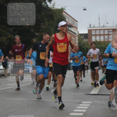 13.09.2026 - Kiel Lauf Markus Tischler http://msf.ph/oto/10307412 13.09.2026 10:30:41 Fleethörn 10087, 520, 837, 1, 39, 8683 meine-sportfotos.de