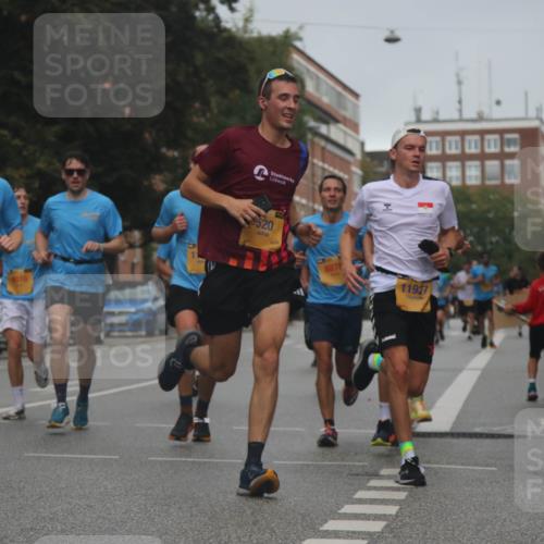 13.09.2026 - Kiel Lauf Markus Tischler http://msf.ph/oto/10307428 13.09.2026 10:30:42 Fleethörn 10087, 4816, 520, 887, 11927, 7 meine-sportfotos.de
