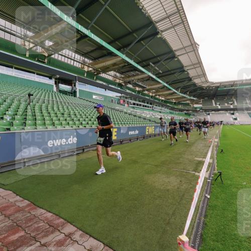 13.09.2026 - 21. swb-Marathon Bremen Michael Burmester http://msf.ph/oto/10307451 13.09.2026 13:01:47 Laufen im Stadion 150, 242, 282, 318, 440, 531, 687, 722, 930, 936, 946, 1006, 1067, 1163, 1250, 1436, 1448, 1582, 1896, 2033, 2047, 2062, 2292, 2345, 2370, 2378, 2409, 2427, 2485, 2490, 2491, 2560, 2561, 2627, 2638, 2658, 2666, 2668, 2700, 2708, 2781, 2906, 2967, 2987, 3013, 3044, 3163, 3164, 3168, 3173, 3187, 3248, 3294, 3334, 3372, 3374, 3375, 3385, 3392, 3524, 3526, 3527, 3603, 3642, 3667, 3721, 3774, 3806, 3852, 3856, 3893, 4000, 4506 meine-sportfotos.de