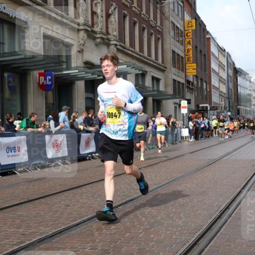13.09.2026 - 21. swb-Marathon Bremen Strokosch-Dieckow http://msf.ph/oto/10307478 13.09.2026 10:53:59 Ziel 10067, 10359, 10503, 10577, 10631, 10749, 10837, 10884, 10996, 11099, 11118, 11290, 11329, 11361, 11476, 11593, 11765, 11843, 11989, 11998, 12265, 12328, 10141, 10174, 10227, 10255, 10478, 10579, 10684, 10685, 10708, 10822, 10838, 10905, 10947, 11010, 11206, 11489, 11502, 11596, 11950, 12075, 12244, 12331, 12341, 12356, 12405, 12435, 12492, 12515, 13531, 13597 meine-sportfotos.de